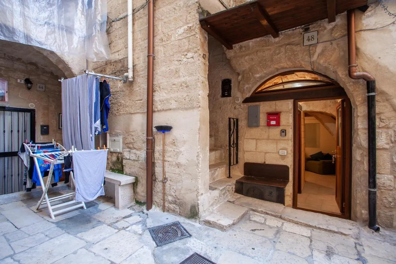 La Pergola Apt In The Heart Of Bari Apartment